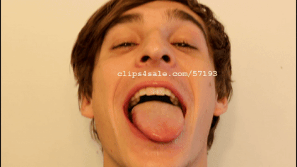 Gay Tongue Fetish - Logan Tongue Part5 Video1