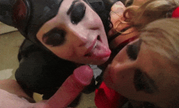Sex Gif - Harley Quinn and Catwoman cum kissing in parody