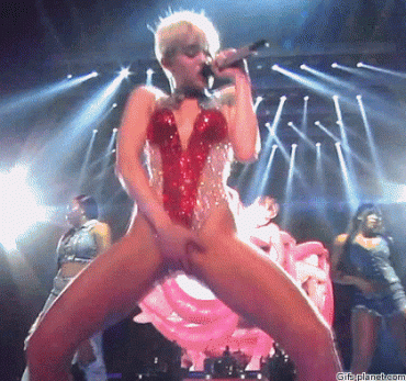 Sex Gif - Miley Cyrus dance for....you