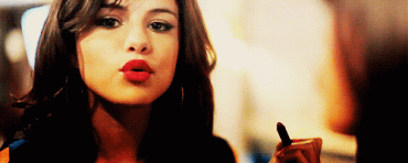 Sex Gif - Selena Gomez Blows A Kiss