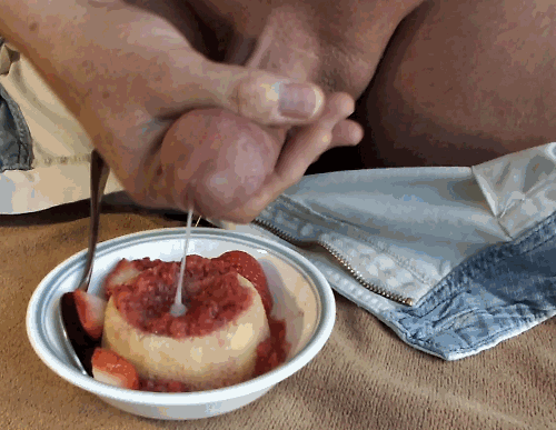 Strawberry Shortcake with Cream