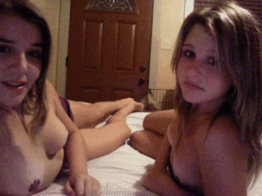 Sex Gif - teens kiss