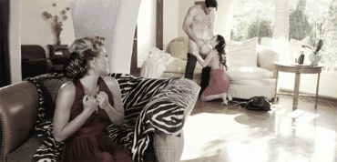 Sex Gif - Voyeur milf