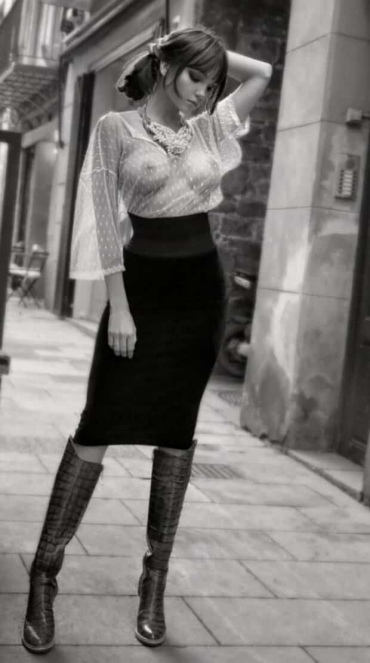 Sex Picture - italia Secretary topless on street *roentgen01*