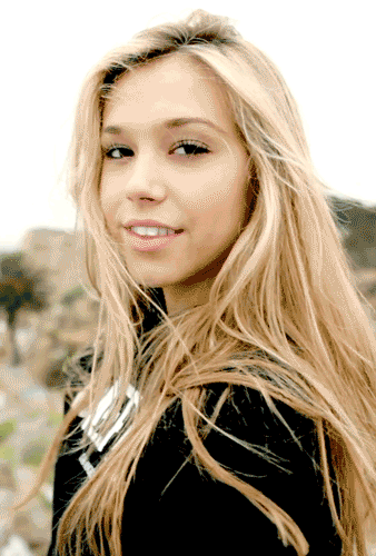 Sex Gif - cute teen with a beautiful face