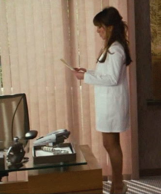 Sex Gif - Jennifer Aniston -2/69 -5'5''- 34C-23-35''- 117lbs - 7.5-Shoe, Total MILF Cunnilingus! - Yum! Yum!