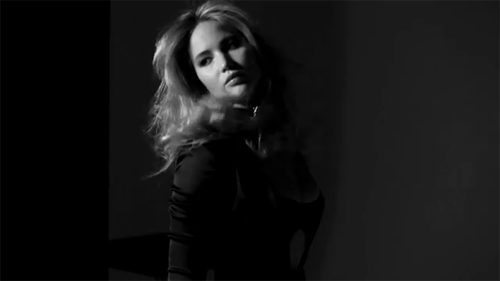 Jennifer Lawrence -8/90 -5'9''- 36-26-36''- 34B-Cup - 137lbs - 10-Shoe, Total Cunnilingus! - Yum! Yum!