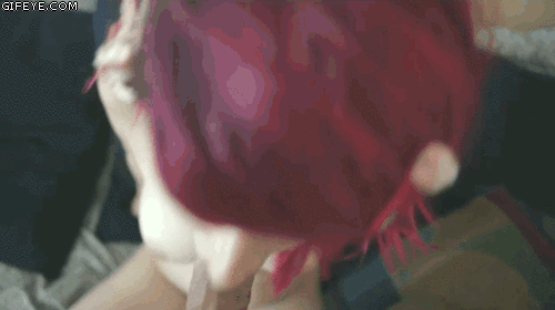Sexy Redhead Emo Teen Gives Sexy Blowjob
