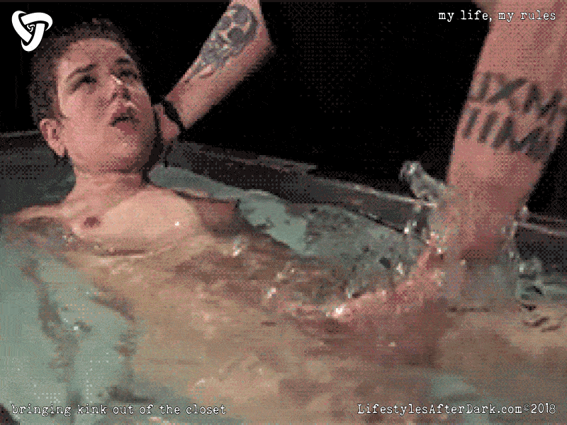 Submerging his submissive