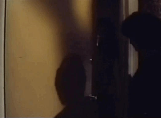 Gif - wife came to apologize 3 wife came to apologize