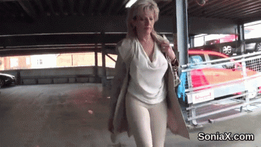 Sex Gif - Adulterous english mature lady sonia reveals her gigantic tits