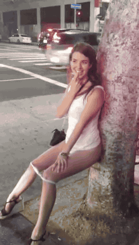 Sex Gif - Peeing in front of traffic.