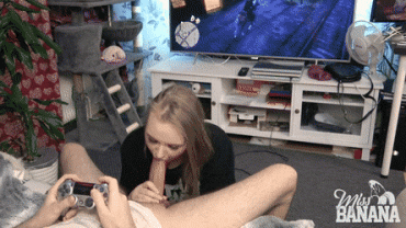 Sex Gif - Teen whore sucking dick while he plays