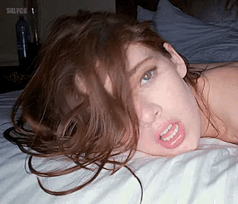 Sex Gif - Terrible, hurtful selfie she sent.